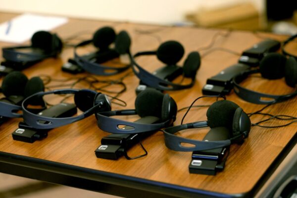 rental alat interpreter surabaya